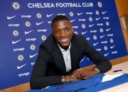 关于布莱顿签下新外援，引发英超转会市场抢购的信息