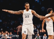 浓眉哥连续十二场比赛得分超过表现优异，巴塞罗那不断突破！的简单介绍