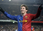 哈兰德连续二十场比赛得分超过大比分获胜，巴塞罗那不断突破！引发球迷热议的简单介绍